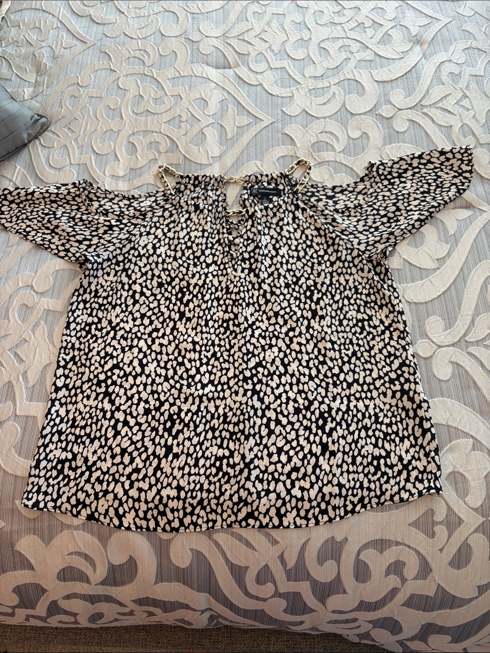 INC International Concepts Black and Cream Printed Off-Shoulder Blouse